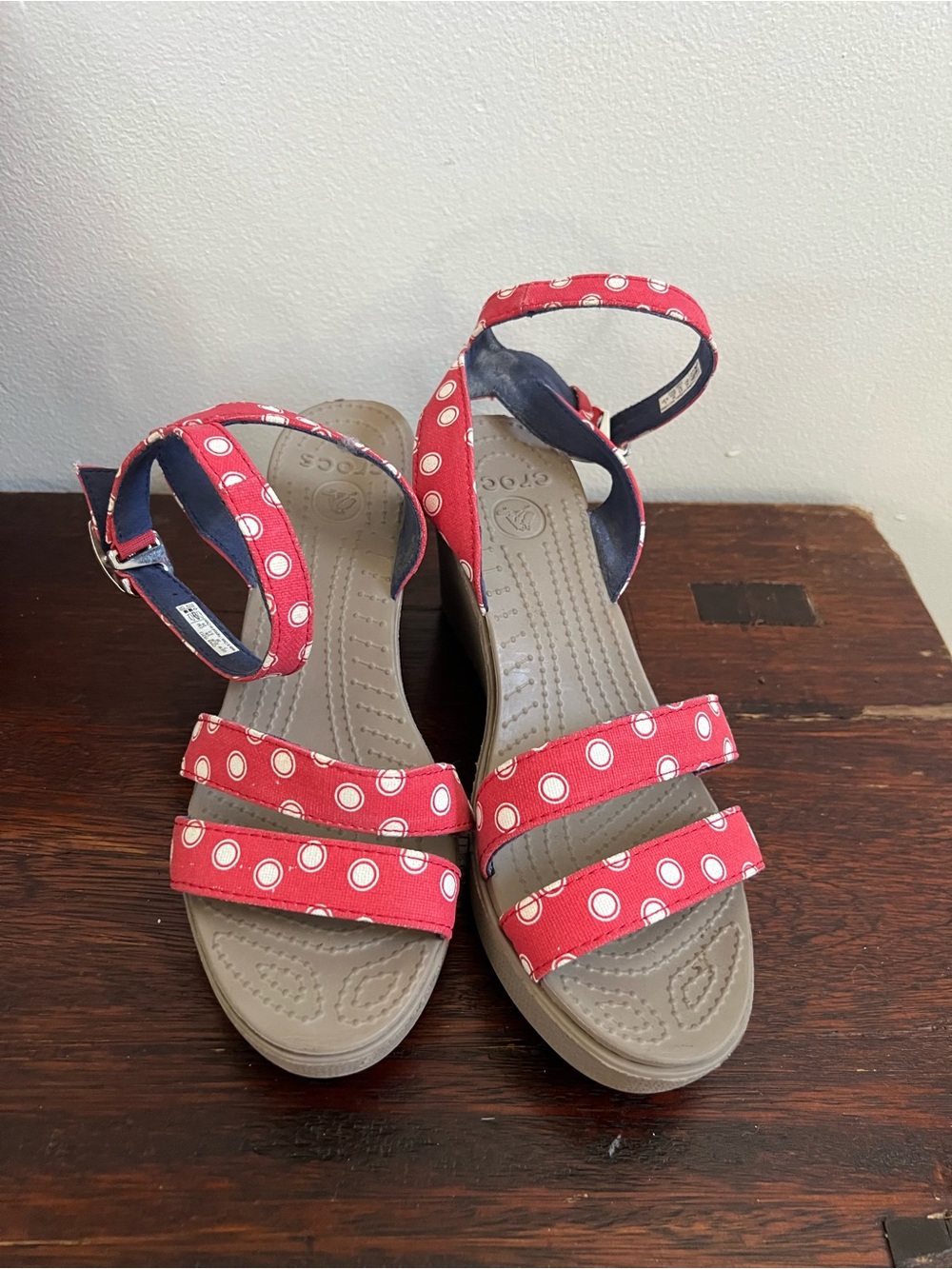 CROCS Red Polka Dot Strappy Wedge Sandals - Picture 2 of 6
